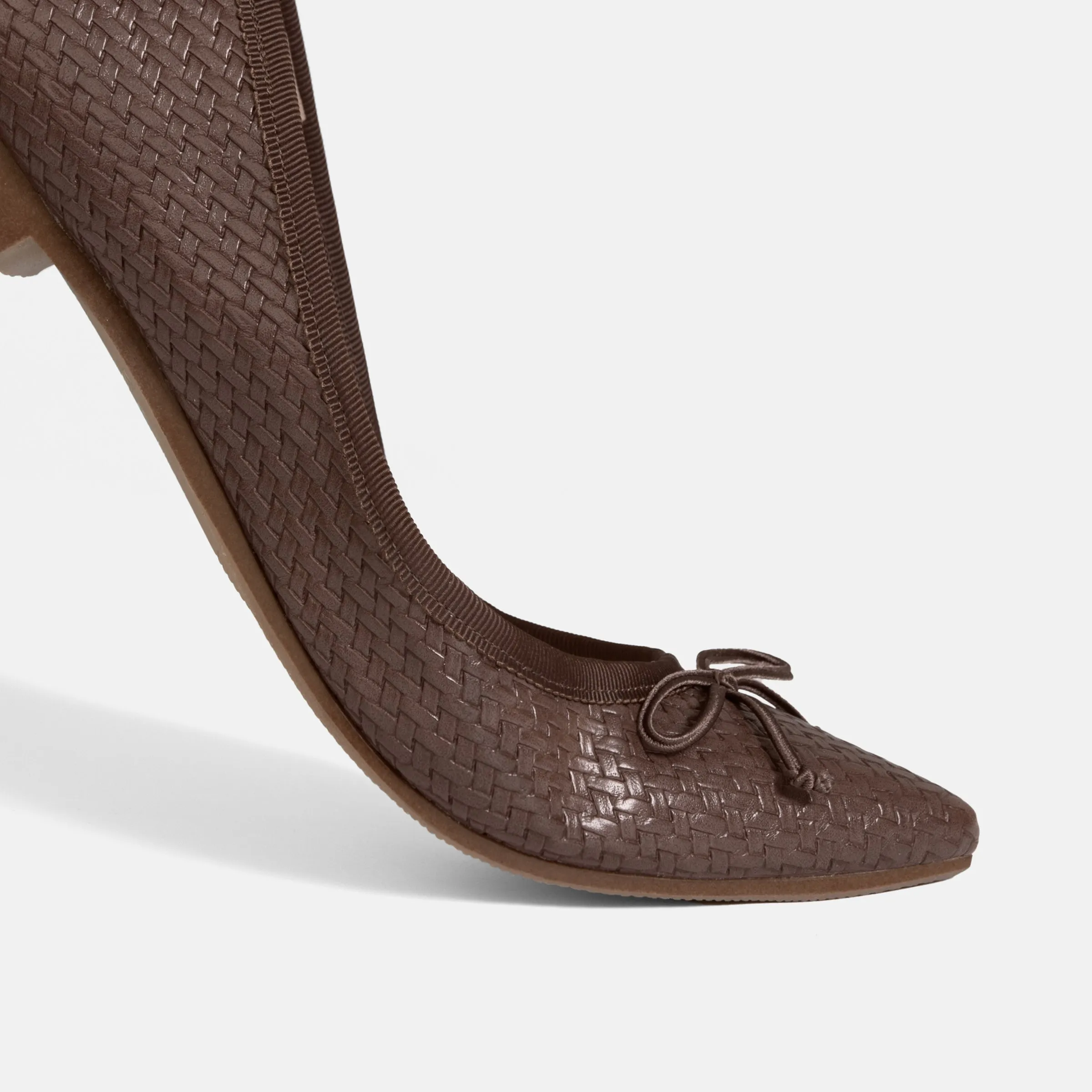 5%OFF: 2024SS: Mesh embossed ballet shoes (m17036) dark brown MS