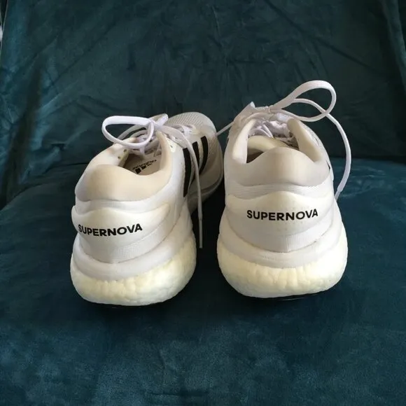 Adidas Supernova Mens NWOT Running Shoe