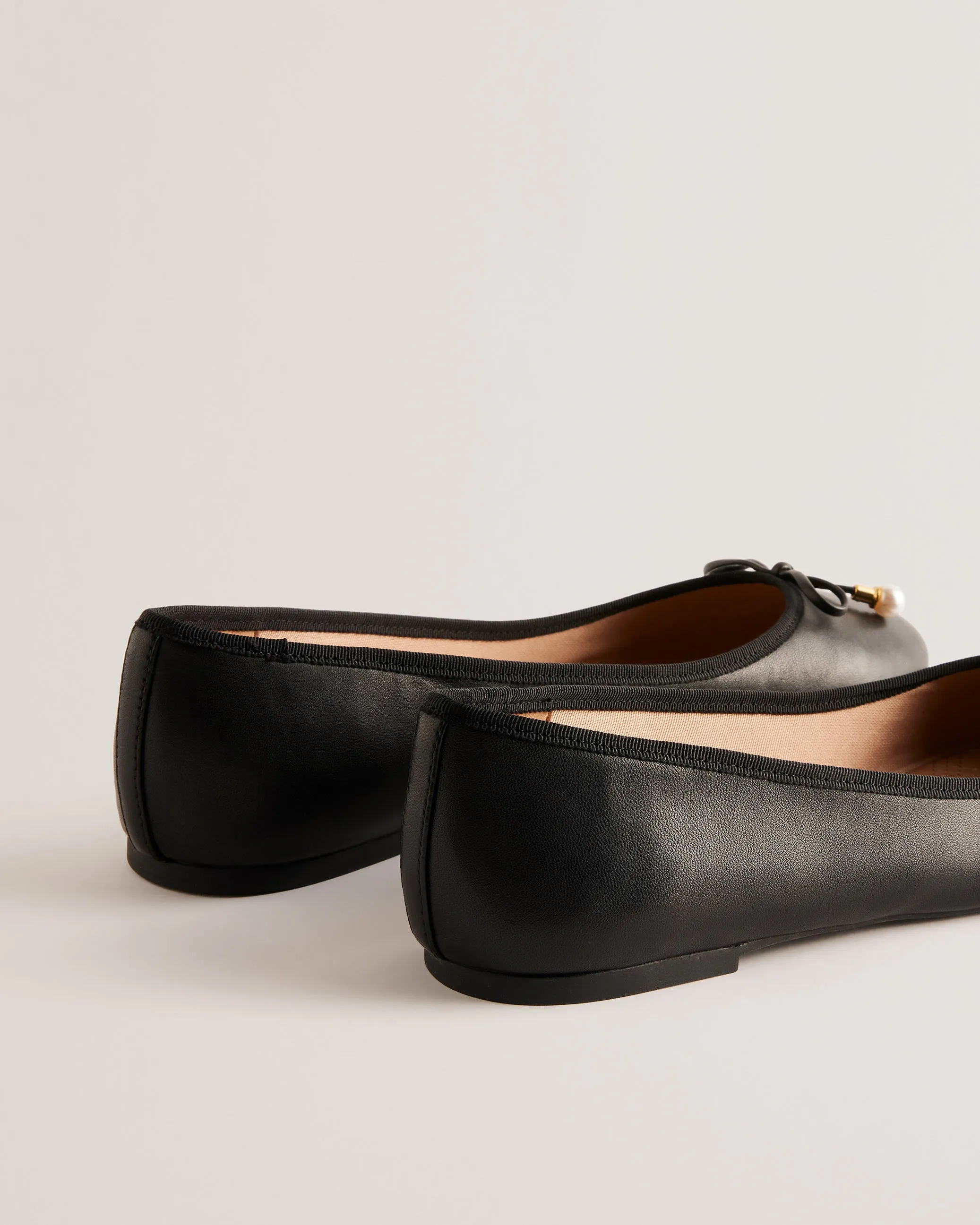 Ayvvah Bow Detail Leather Ballet Flats Shoes Black