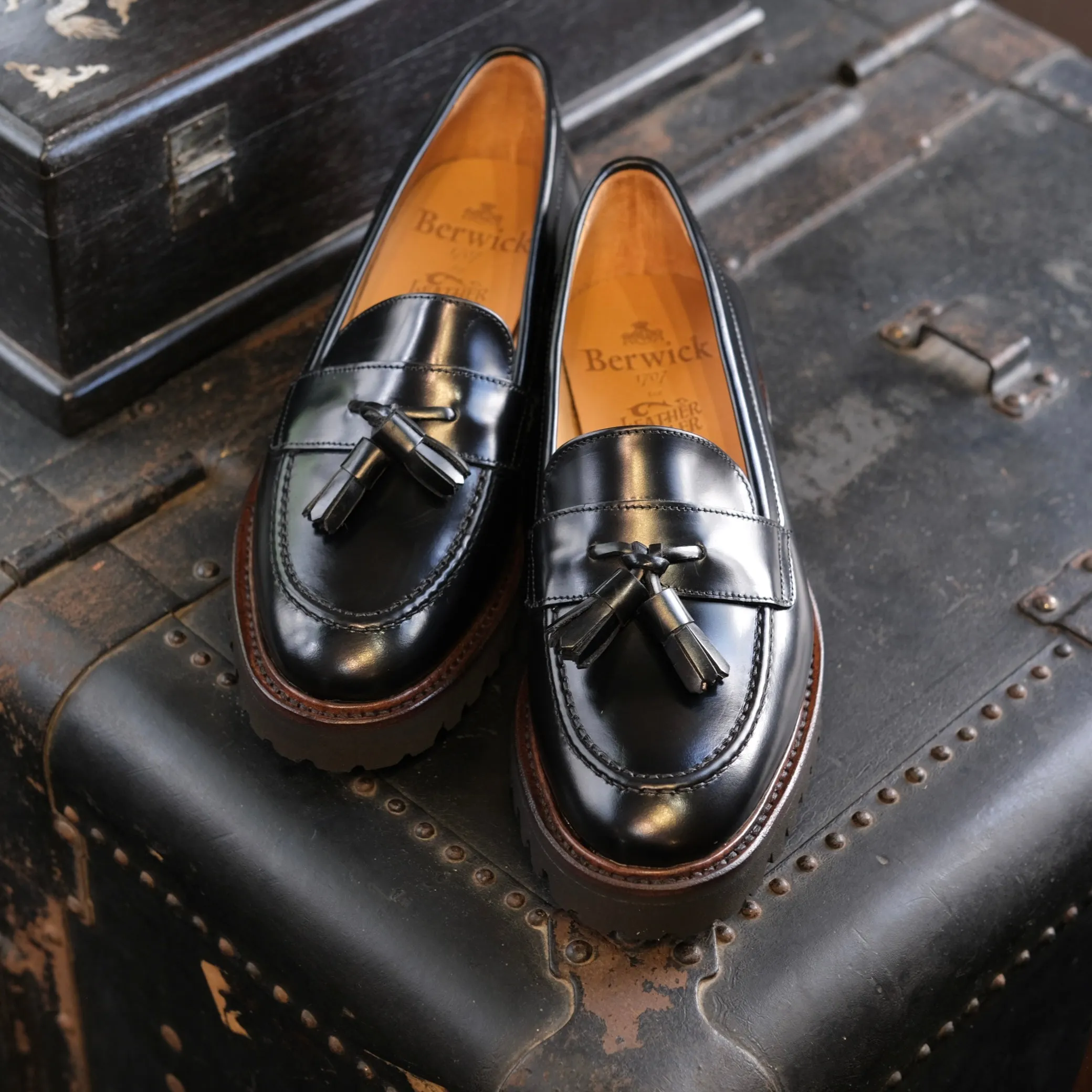 Berwick1707 Tassel Loafer (Rubber Soles)