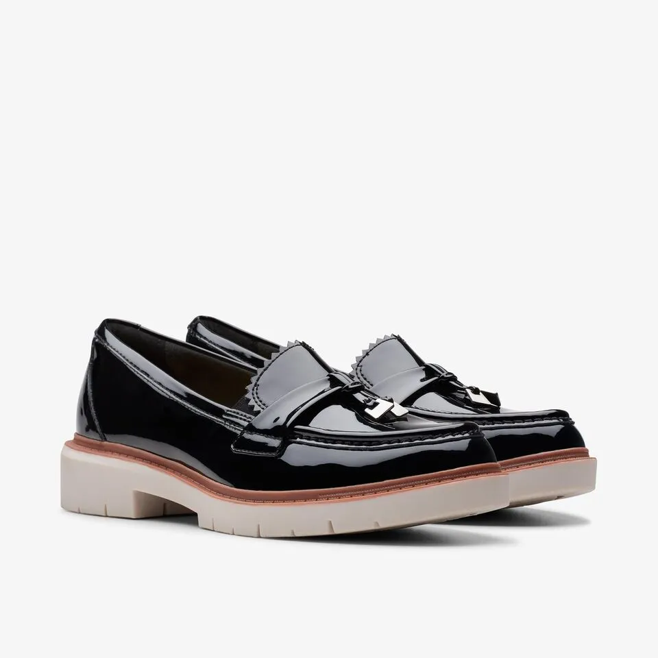 Clarks Women's Westlynn Bella Black Patent | Warm Beige