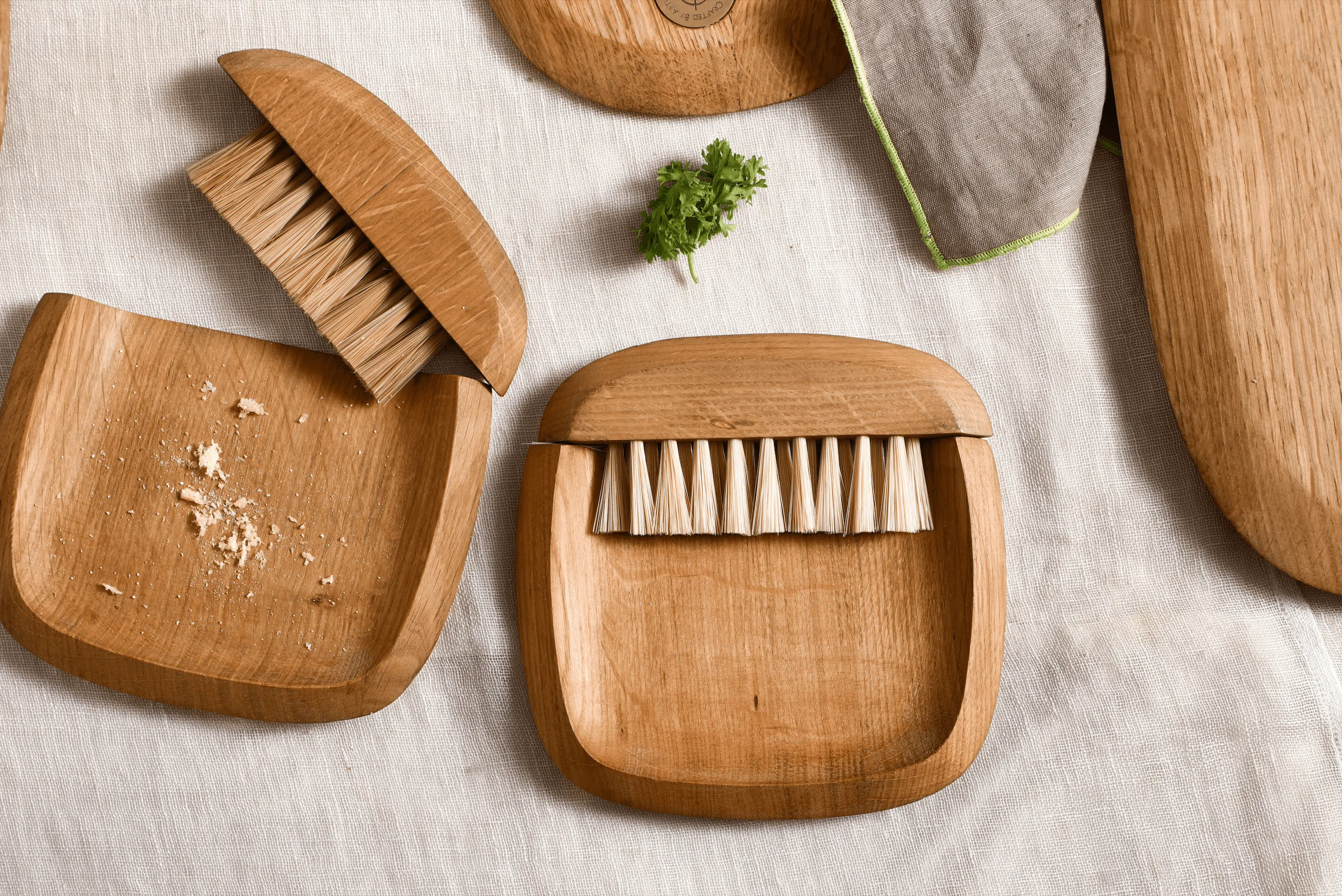 Crumb Brush Set