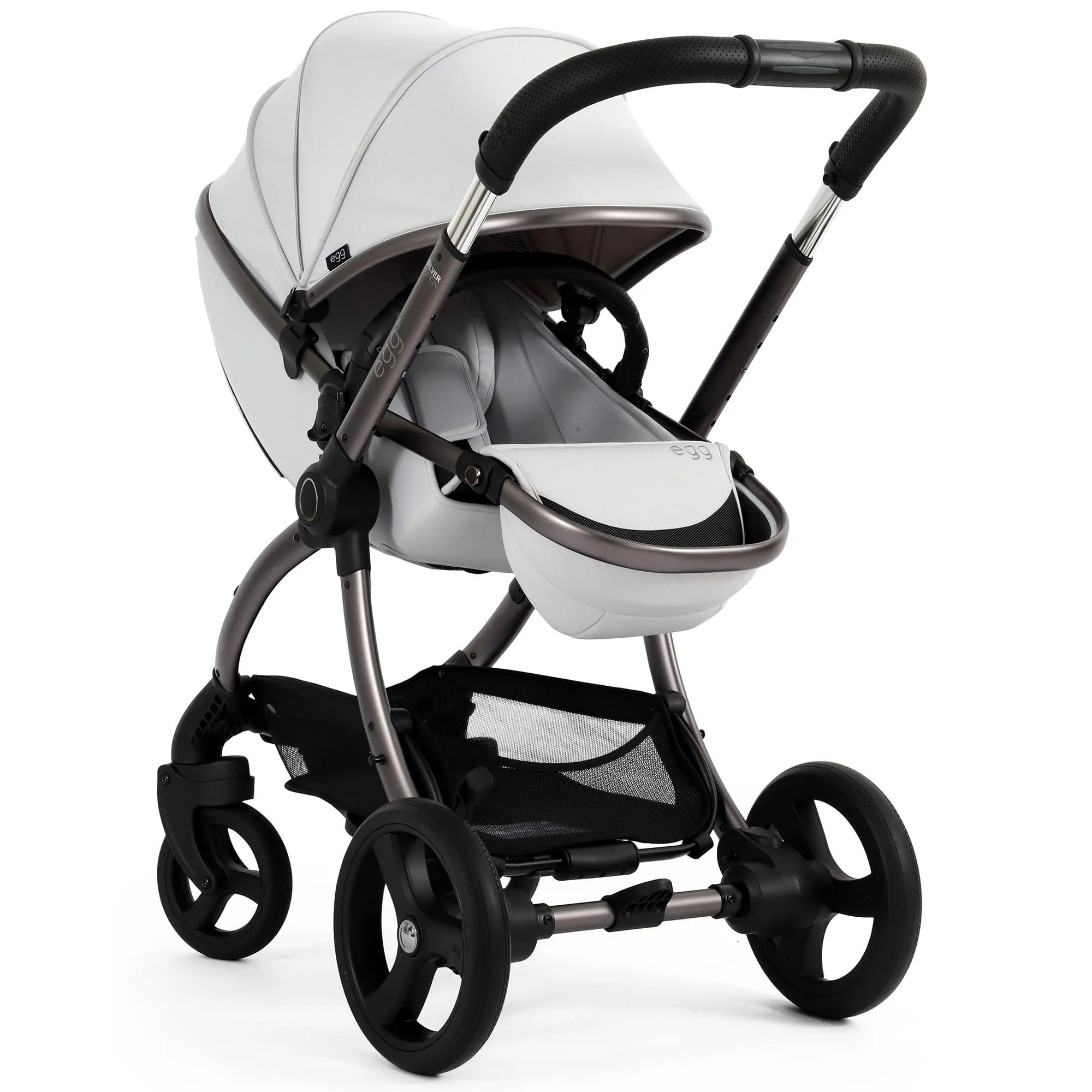 egg3 Luxury Maxi-Cosi Travel System Bundle - Houndstooth Silver