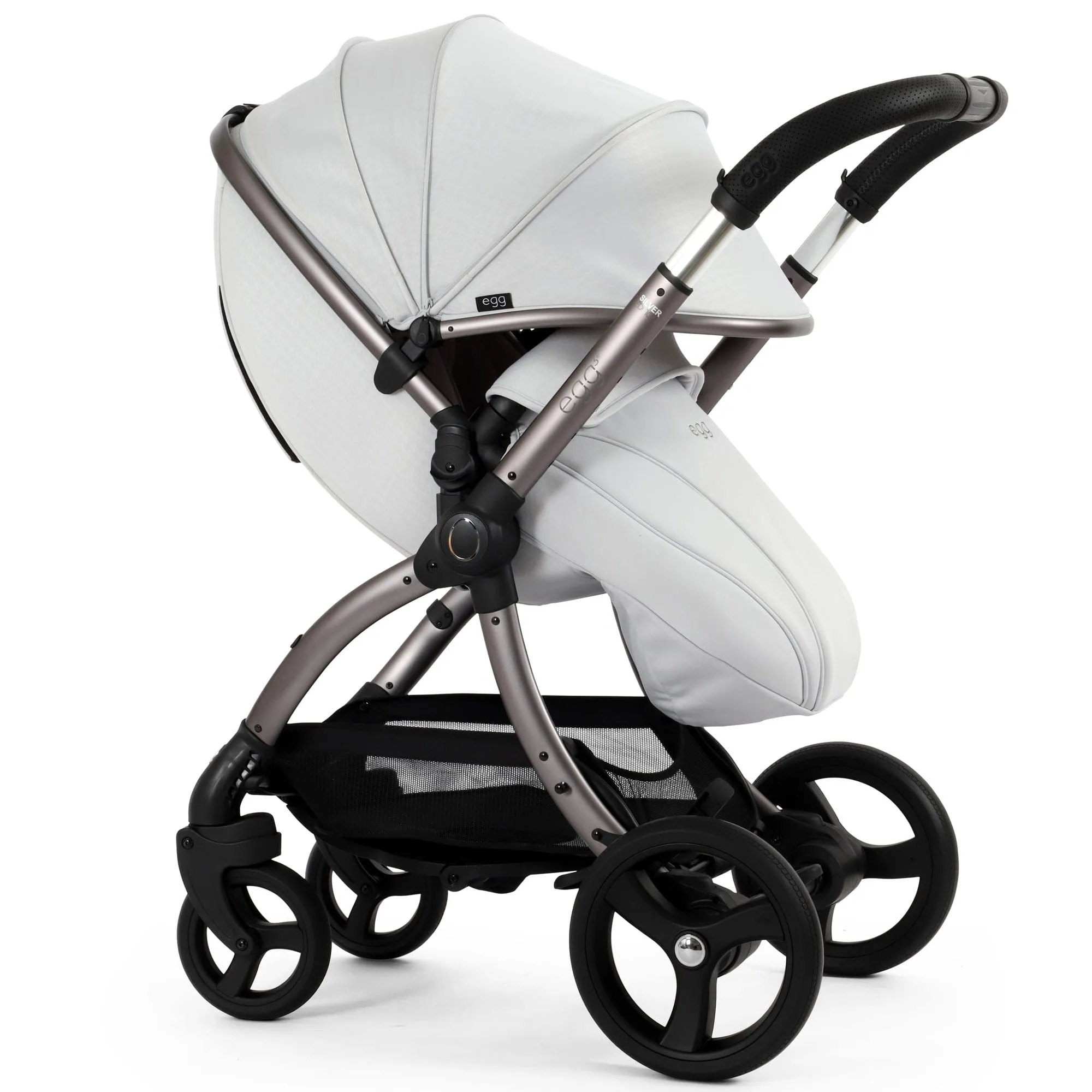 egg3 Luxury Maxi-Cosi Travel System Bundle - Houndstooth Silver