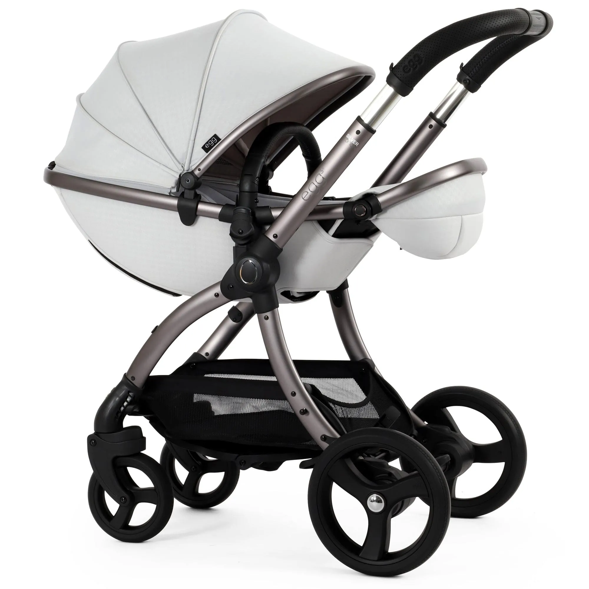 egg3 Luxury Maxi-Cosi Travel System Bundle - Houndstooth Silver