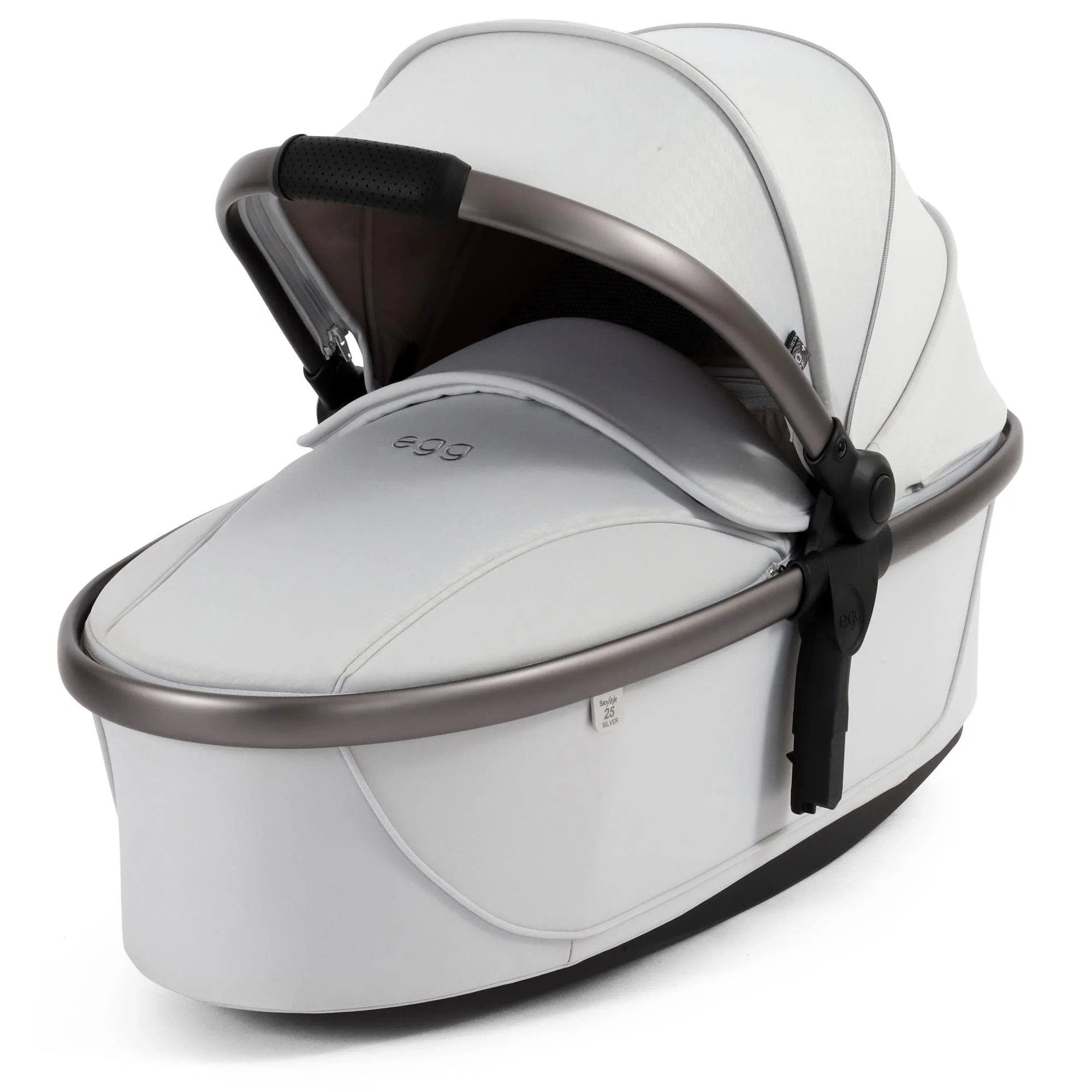 egg3 Luxury Maxi-Cosi Travel System Bundle - Houndstooth Silver