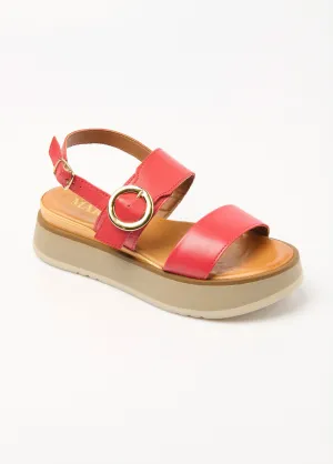 Flat leather wedge sandals with fancy buckle