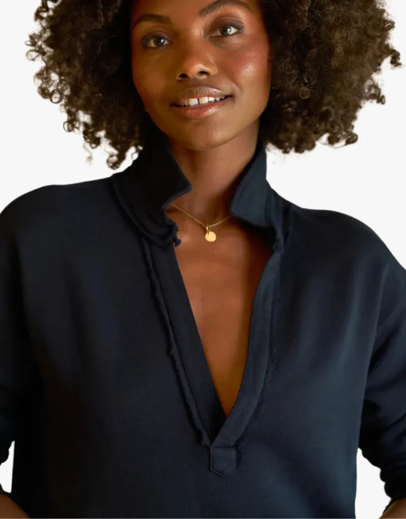 Frank & Eileen Patrick Popover Henley in Navy (Triple Fleece)