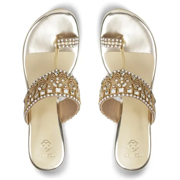 INAAYAT- EMBELLISHED KOLHAPURIS