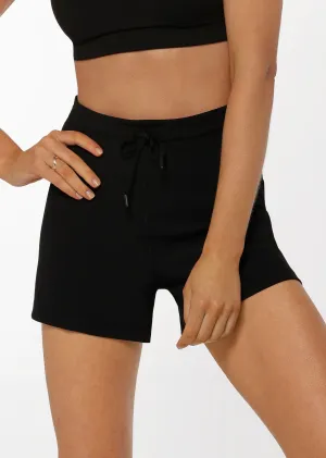 Lorna Jane Pace It Rib Kick Short - Black