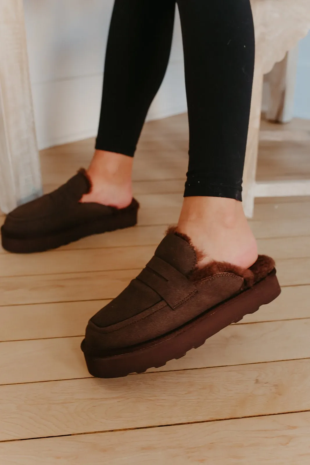 Matisse Stowe Brown Lounge Mules - FINAL SALE