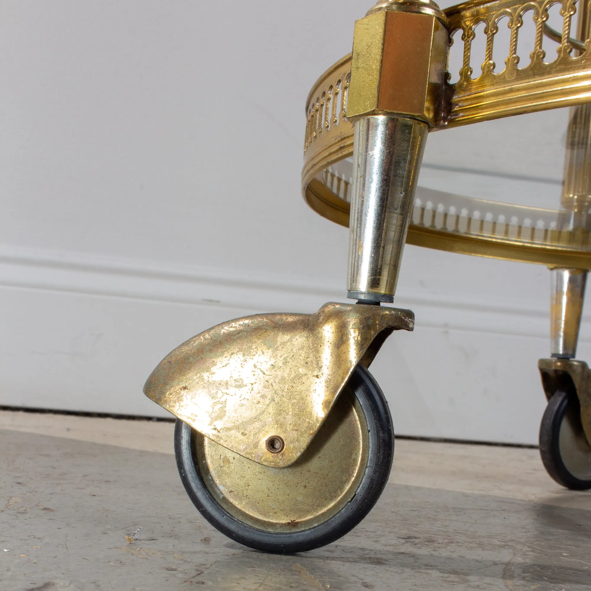Mid-Century French Brass & Glass Oval Bar Cart with Removable Top Tray