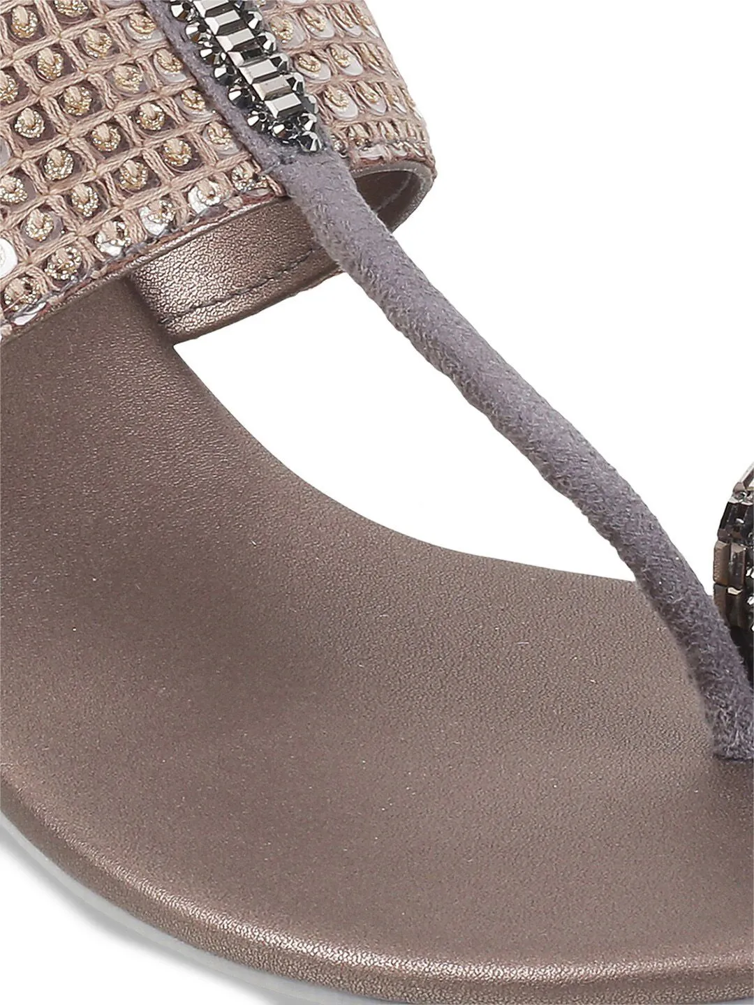 Mochi Ethnic Embellished One Toe Wedges