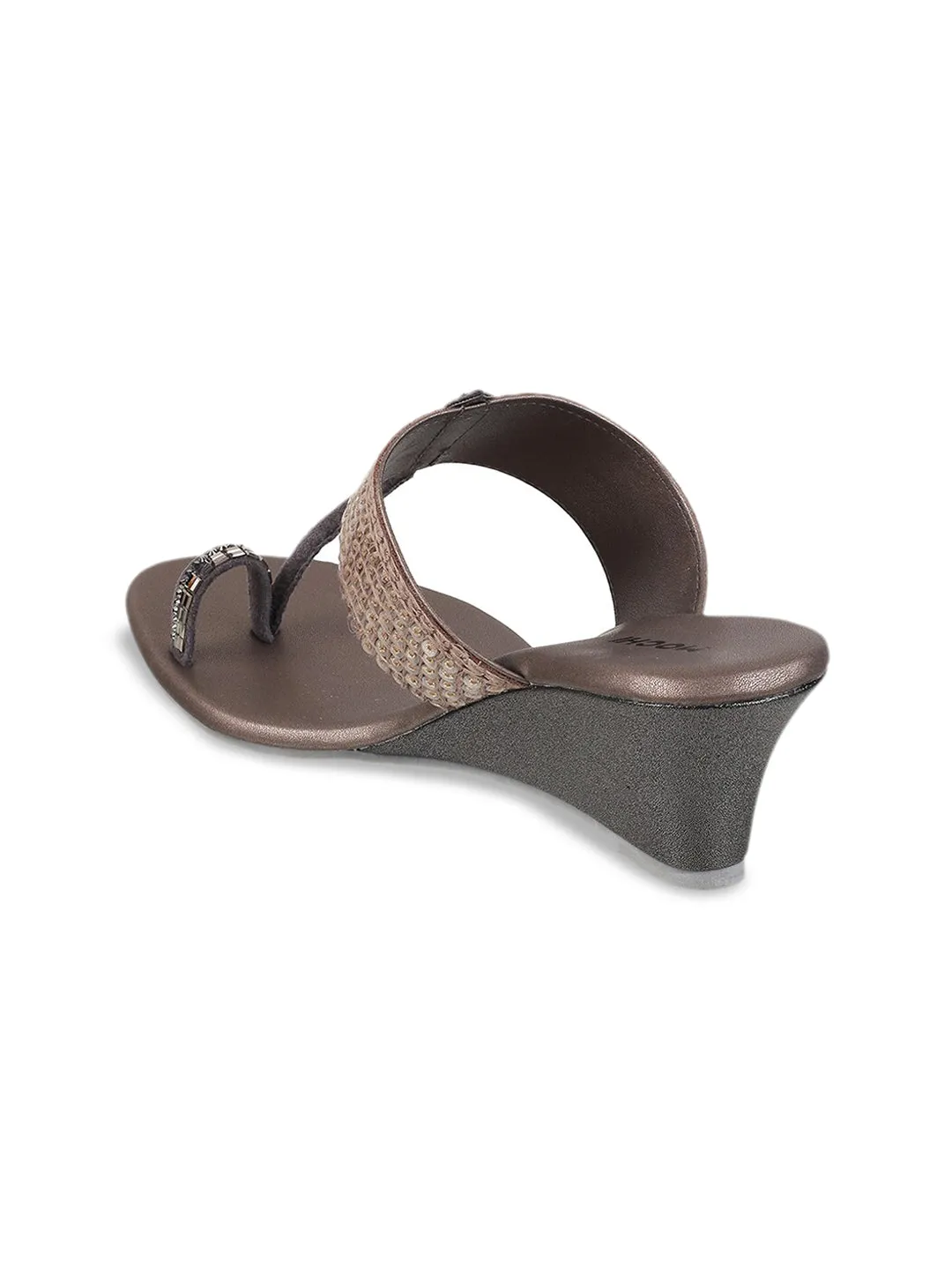 Mochi Ethnic Embellished One Toe Wedges
