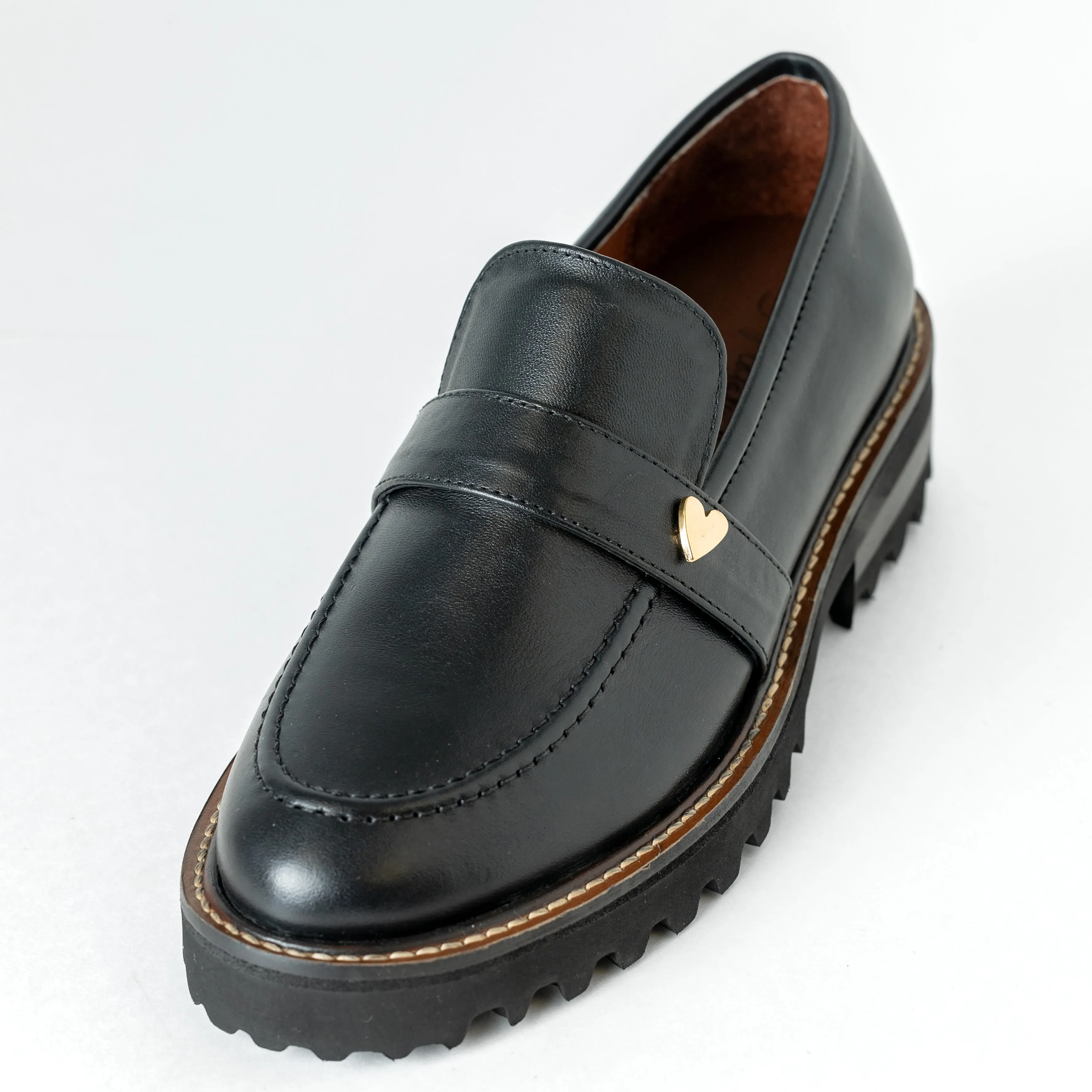 Monique Loafers - Black [ NO RETURN - NO EXCHANGE ]