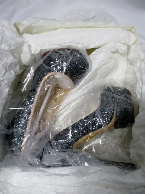NEW CHARLOTTE OLYMPIA PRISCILLA PUMP Glitter Shoe 36 6 GREY Heel