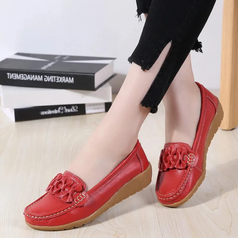 New Women's Flats – Genuine Leather Soft Boat Shoes, Non-Slip Sturdy Sole, Comfortable Loafers, Available in Big Sizes