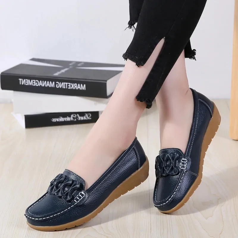 New Women's Flats – Genuine Leather Soft Boat Shoes, Non-Slip Sturdy Sole, Comfortable Loafers, Available in Big Sizes