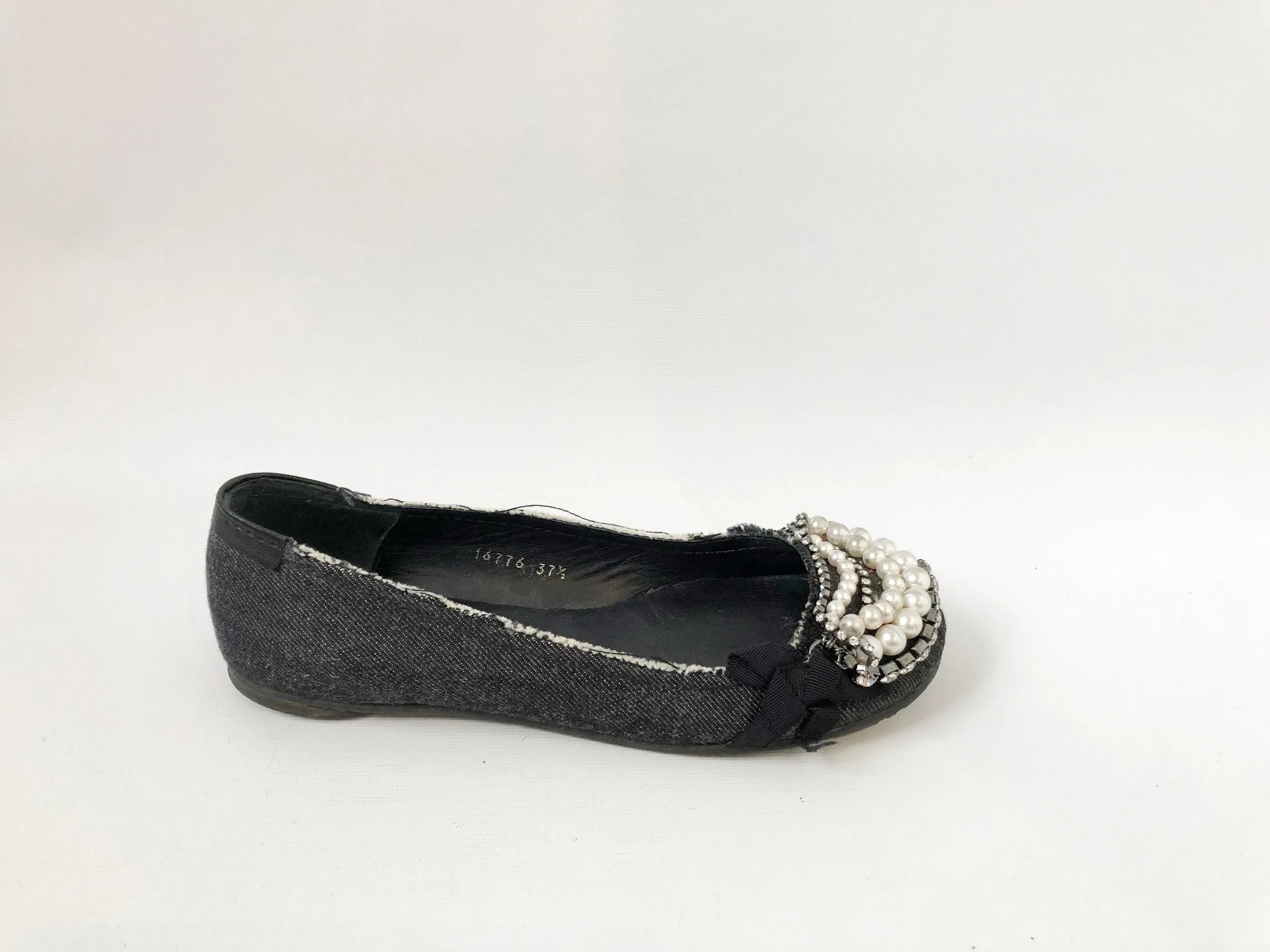 Pedro Garcia Embellished Ballet Flat Size 37.5 It (7.5 Us)