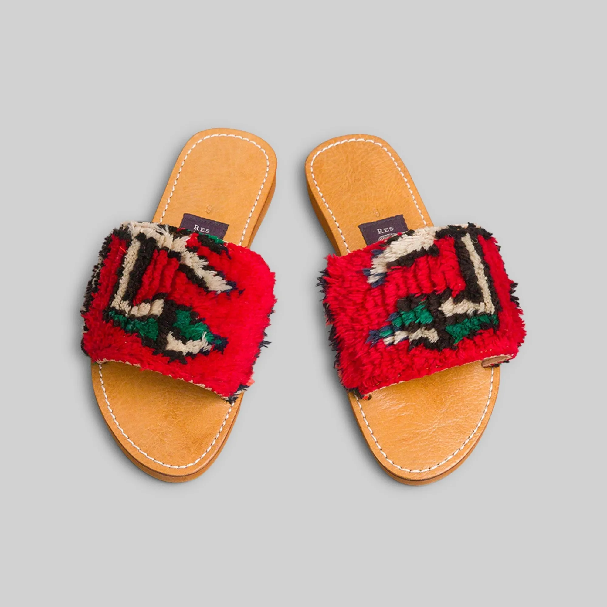 Rug Sandal Size 6