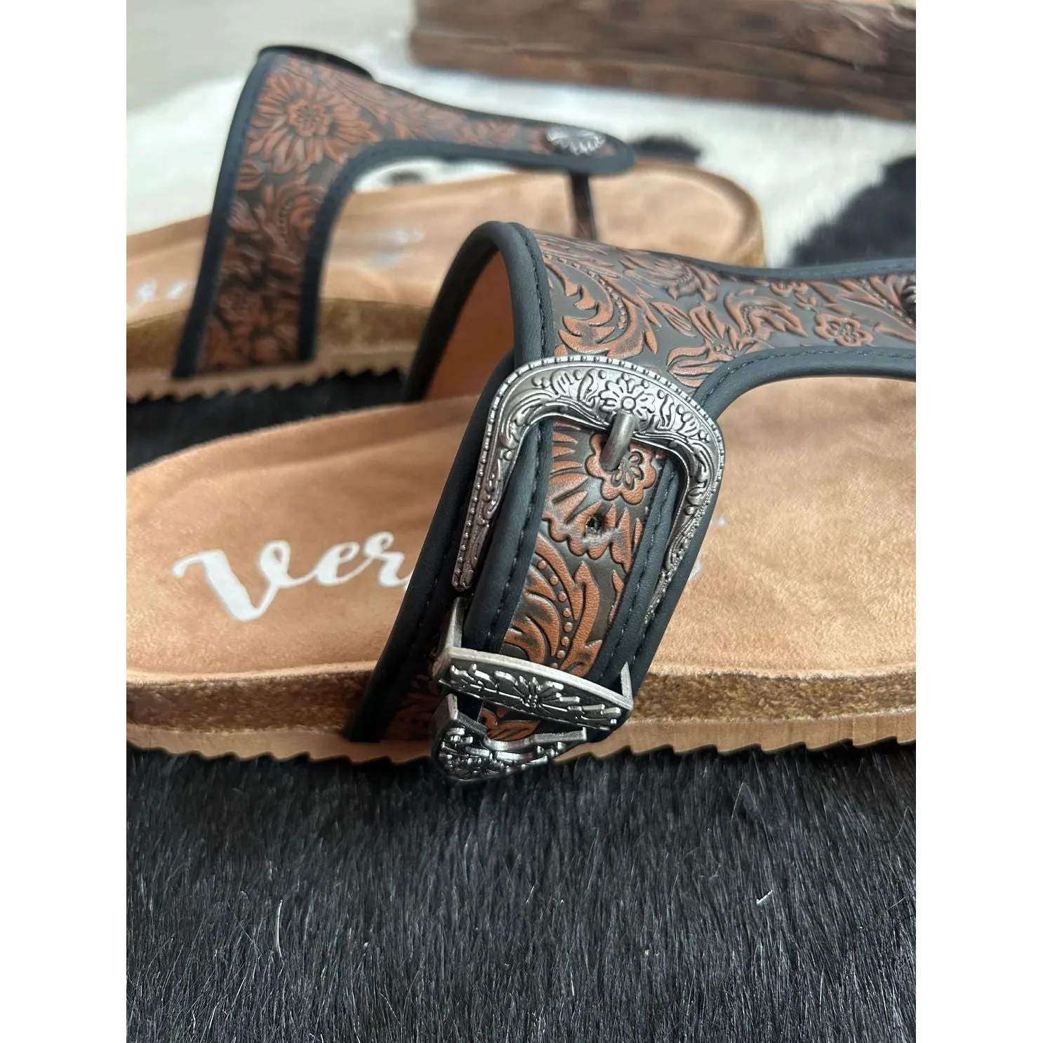 Very-G Texas Black/Chocolate Sandals