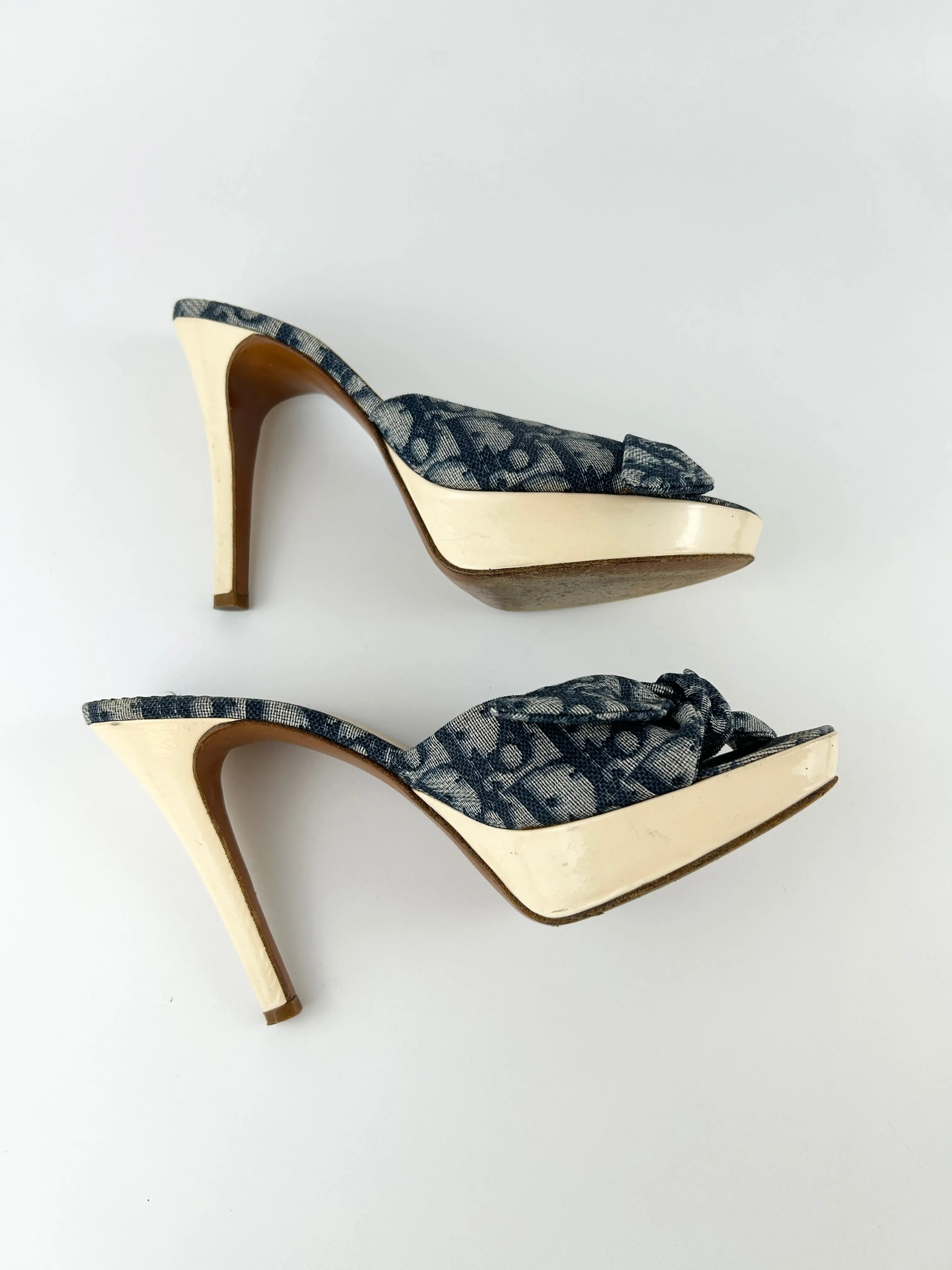 Vintage Christian Dior Blue Monogram Knot Platform Heels